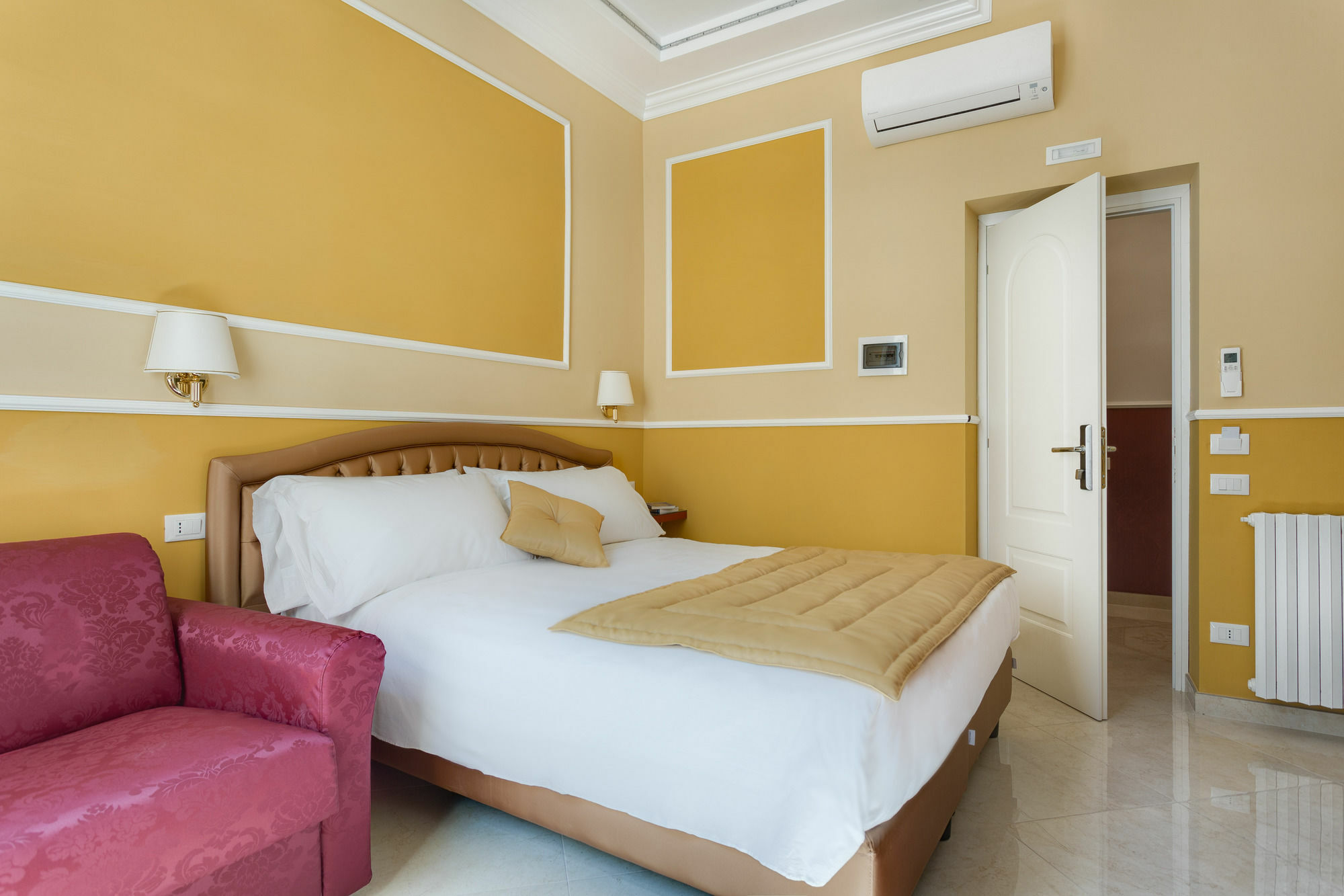 Quality In Rome Hotel Exterior photo